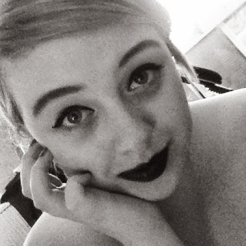 Jodie Griffin Photo 7