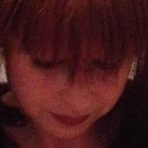 Elizabeth Mckenna Photo 28