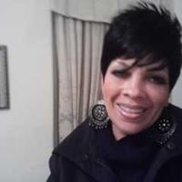 Maxine Davis Photo 22