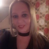 Julie Rowland Photo 33