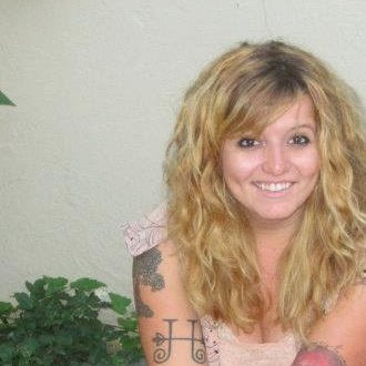 Erin Martinez Photo 26