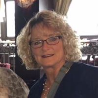 Sue Lynch Photo 19