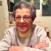 Phyllis Simpson Photo 33