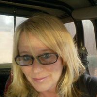 Lynn Wills Photo 32