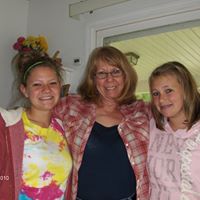 Betty Chapman Photo 8