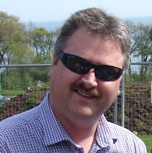 Philip Bennett Photo 17
