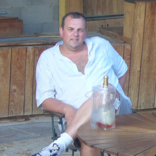 Richard Lambert Photo 16