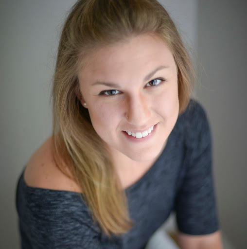 Amy Mckenzie Photo 22