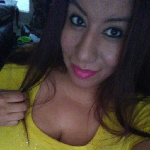 Amanda Villarreal Photo 39