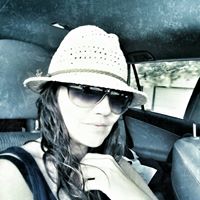 Courtney Webster Photo 34