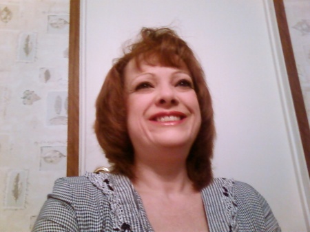 Lucinda Moore Photo 8