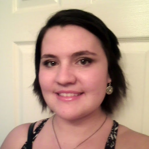 Emily Rush Photo 15