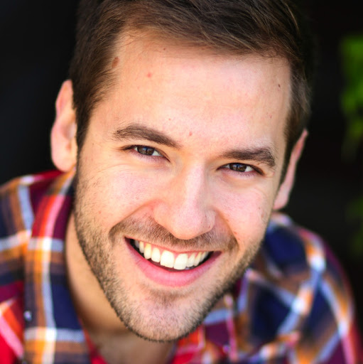 Eddie Bennett Photo 41