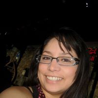 Michelle Urbina Photo 9