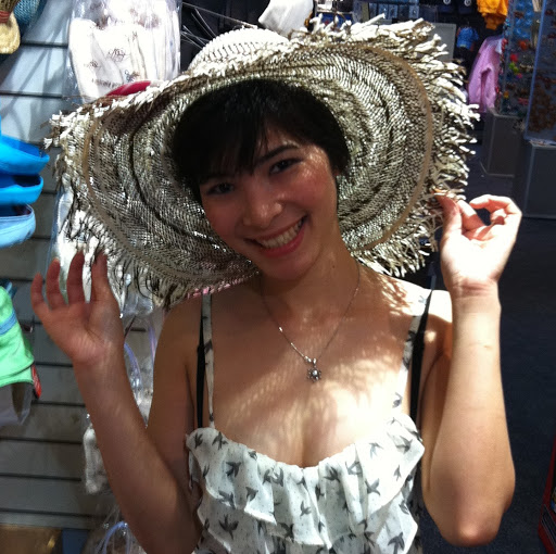 Shirley Tran Photo 16