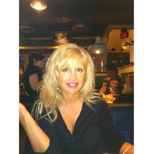 Karen Russo Photo 16