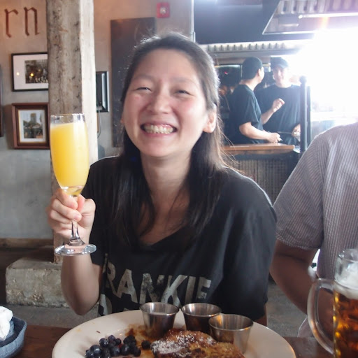 Amy Cheng Photo 26