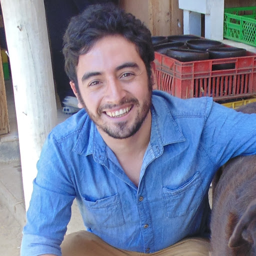 Rodrigo Quezada Photo 25