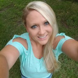 Heather Hendricks Photo 41