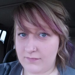Kayla Lyons Photo 7