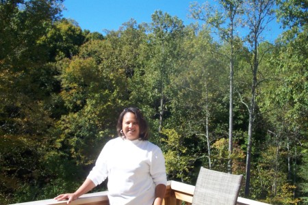 Jennifer Robertson Photo 40