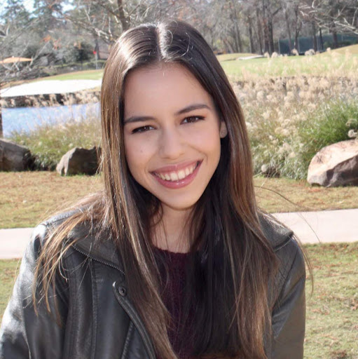 Claudia Cantu Photo 12