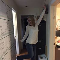 Laura Dickey Photo 13