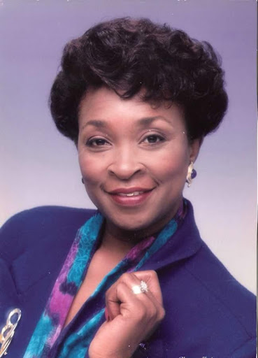 Paula Mann Photo 43