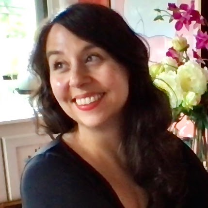 Laura Watkins Photo 30