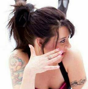 Shannon Larsen Photo 18