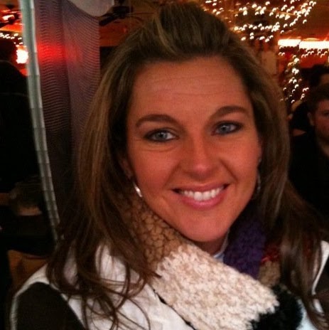 Shelly Moore Photo 34