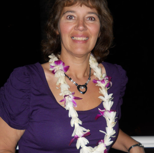 Lynne Larsen Photo 26