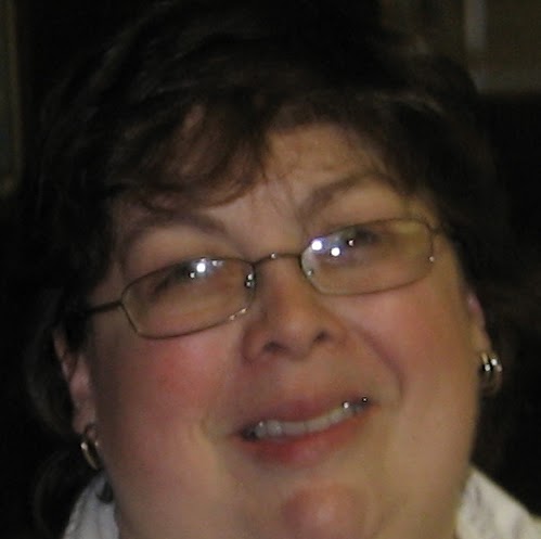 Jennifer Graham Photo 18