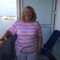 Diane Hall Photo 4