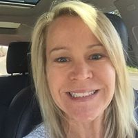 Andrea Larson Photo 32