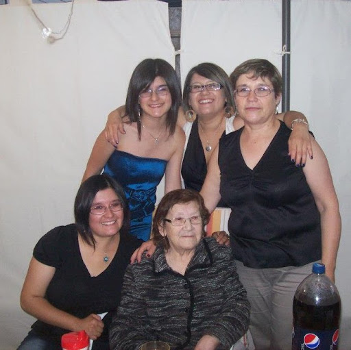 Ruth Bello Photo 4