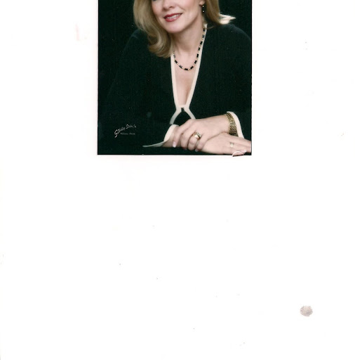 Inga Smith Photo 14