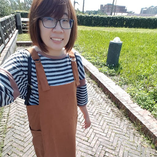 Viola Li Photo 3