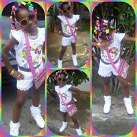 Tanisha Collins Photo 14