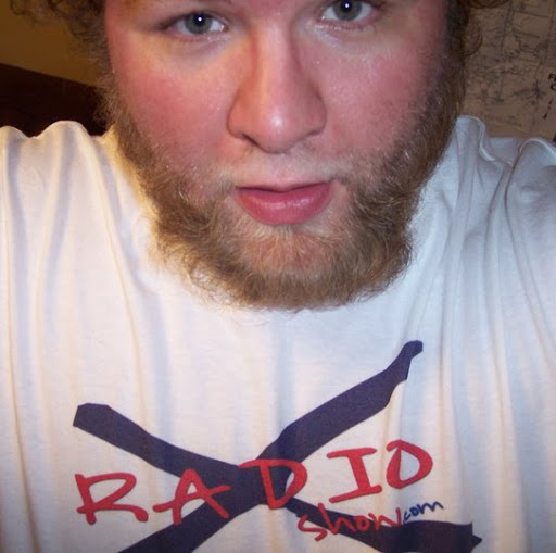 Travis Rowe Photo 12