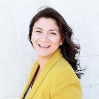 Andrea Mckenna Photo 23