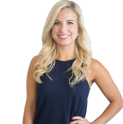 Elizabeth Ayers Photo 26