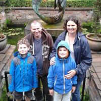 Debbie Hedges Photo 26