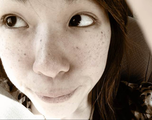 Stephanie Yang Photo 34
