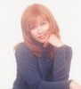 Jennifer Holt Photo 18