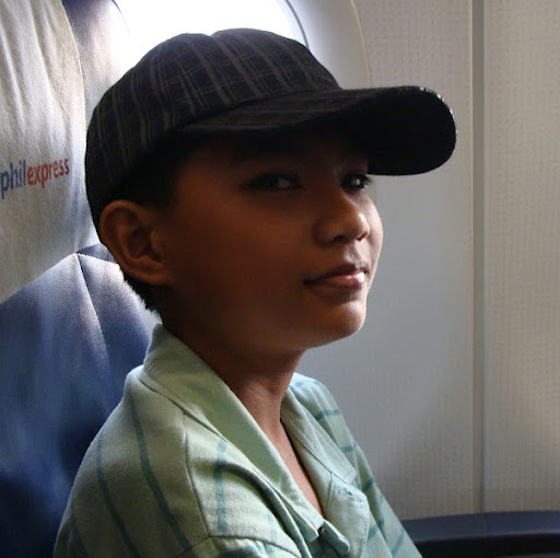 Kenneth Gonzales Photo 17