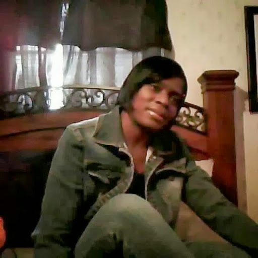 Toni Henderson Photo 16