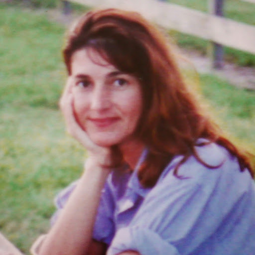 Catherine Bennett Photo 25