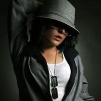 Samantha Tom Photo 3