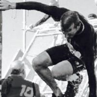 Martin Dickinson Photo 10